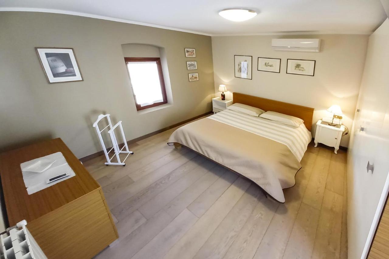 Adrara San Rocco Case Vacanze Ai Burattini מראה חיצוני תמונה